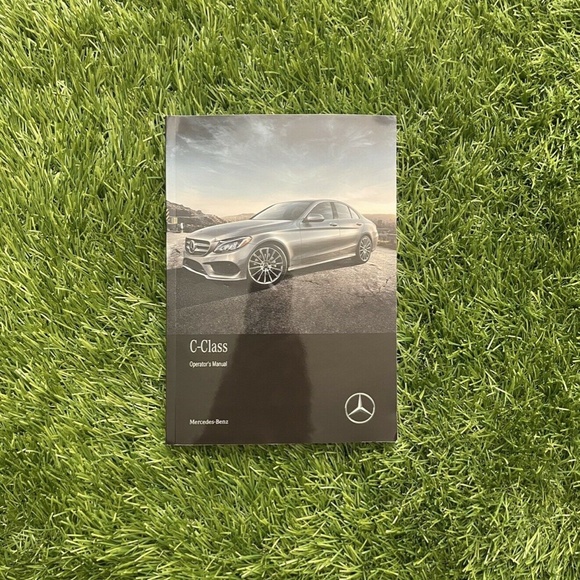 2018 Mercedes-Benz C-Class Sedan Owners Manual (C63 C43 AMG, C350e C300 4MATIC) - Picture 2 of 9